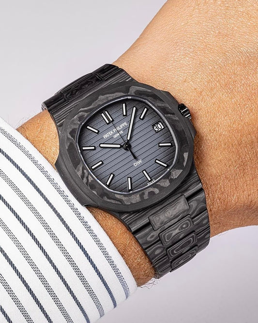 百達翡麗 DiW 金鷹5711 ALL CARBON GRIS | WORLDTIMER