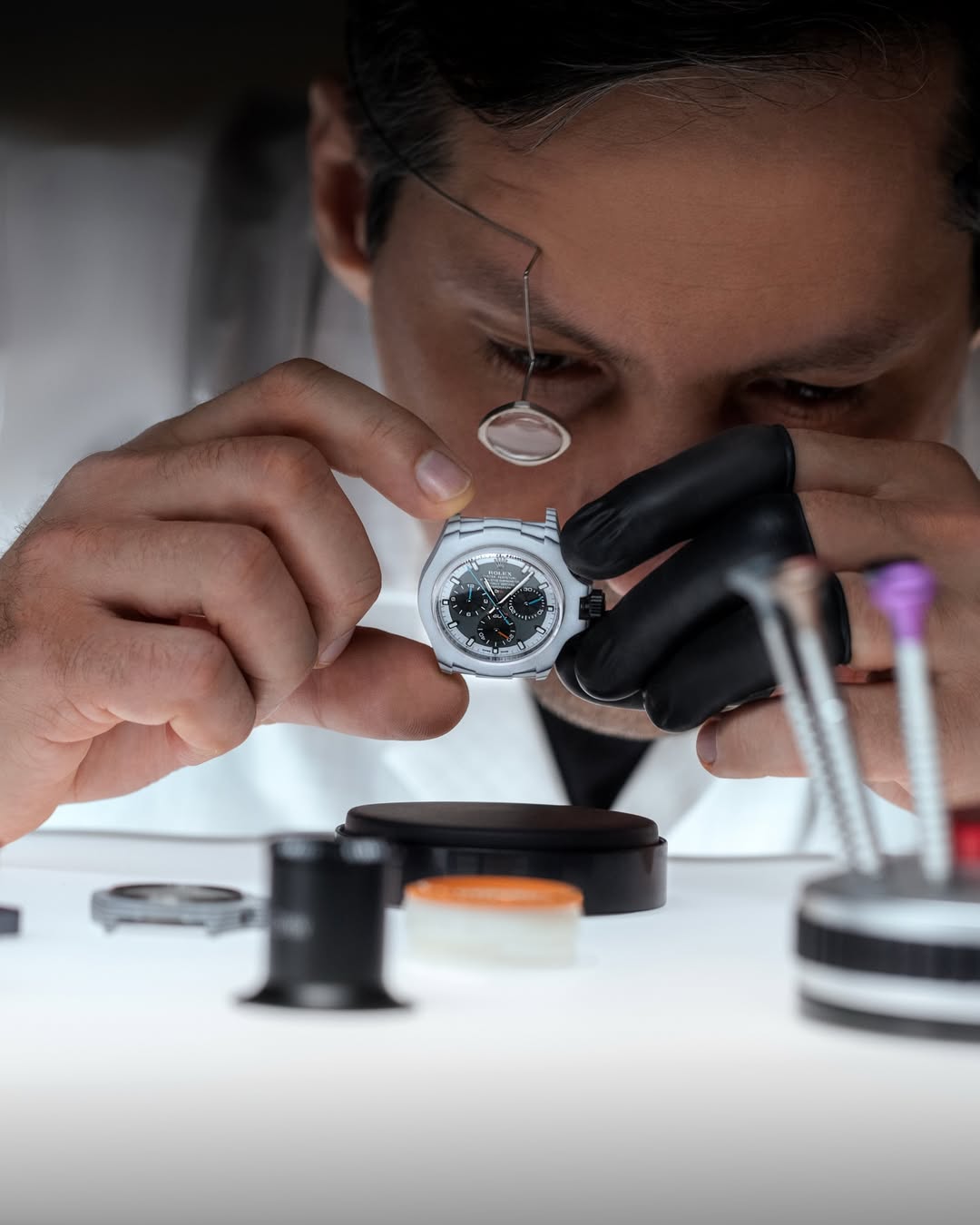 MOTORSPORT Inspired Rolex Daytona DiW CarboQuartz 獨一無二賽車運動靈感 勞力士DiW 石英纖維地通拿 | WORLDTIMER