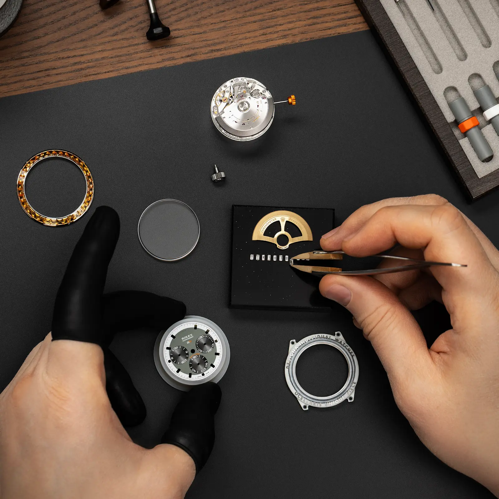 UNIQUE DiW Rolex Rainbow Daytona "DESERT EAGLE RAINBOW" 劳力士DiW 迪通拿彩虹圈 | WORLDTIMER