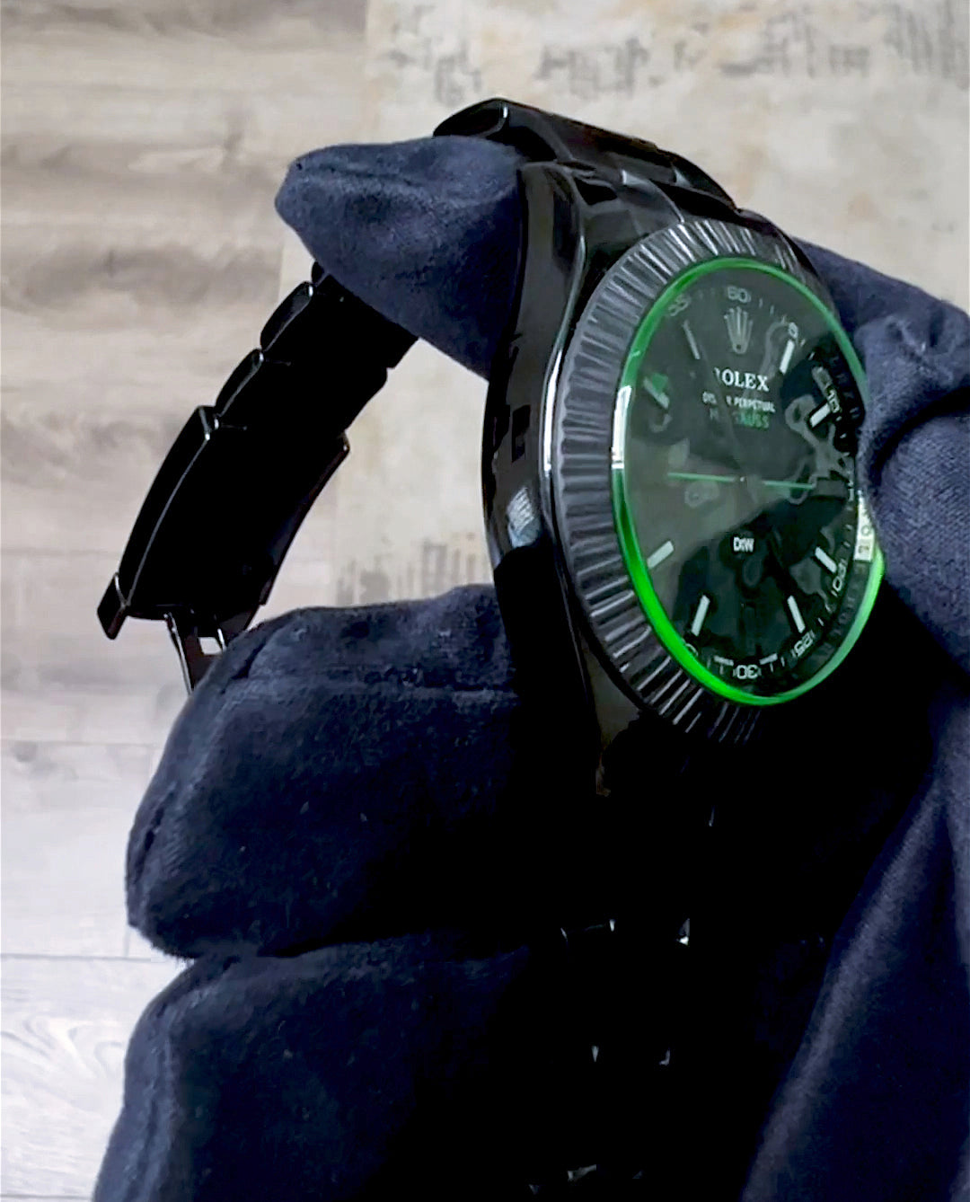 DiW Rolex Milgauss AVIATOR Green Gaussian Watch | WORLDTIMER